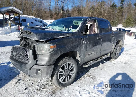 2018 Toyota Tundra Sr5 5.7L V8 из США, поврежденный, VIN 5TFDY5F18JX711056